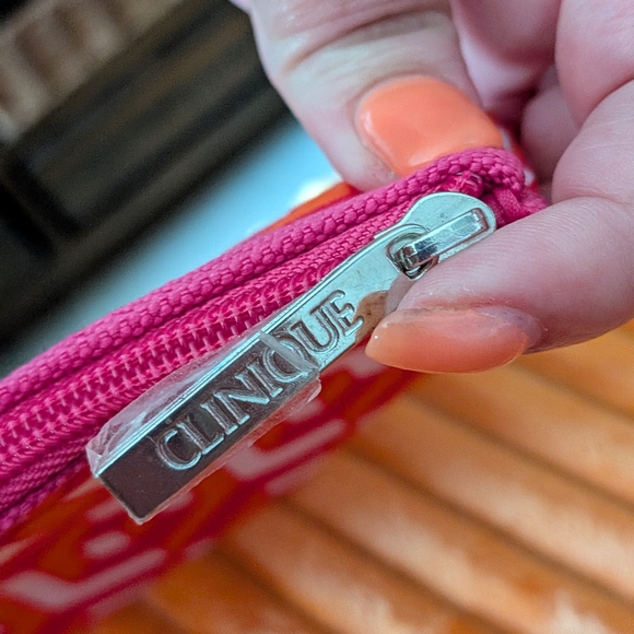 Clinique Mascara & Makeup Set with Jonathan Adler Design Bag - Picture 8 of 8